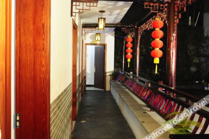 Bravo Hotel