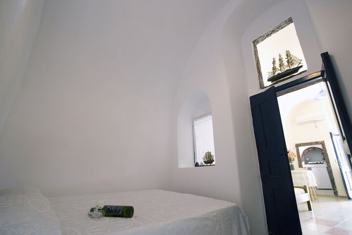 Room 6 of 78