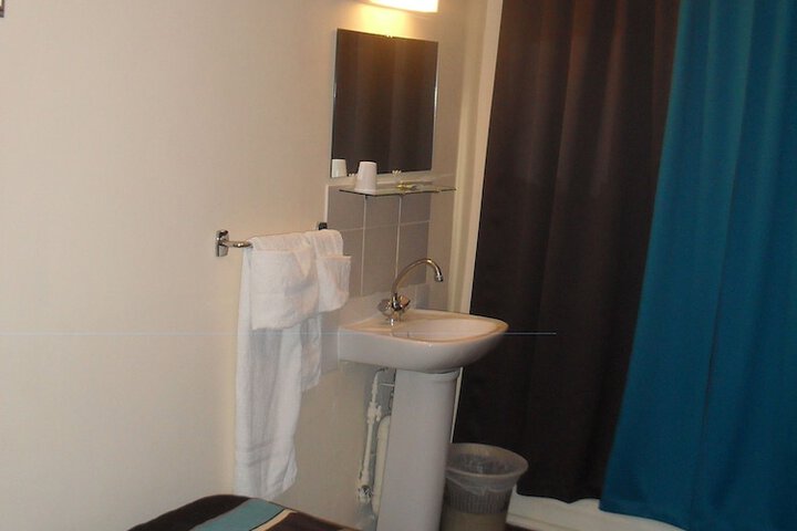 Room 44 of 70