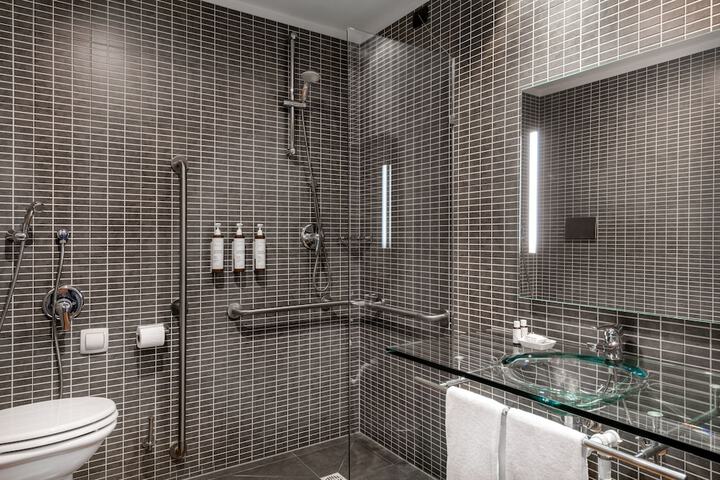 Clean Restrooms