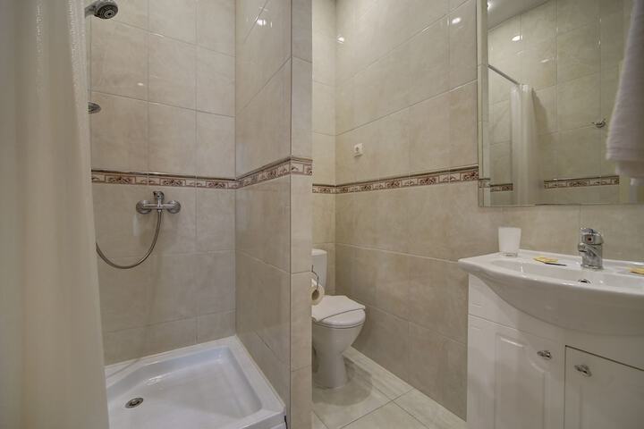 Room 20 of 58
