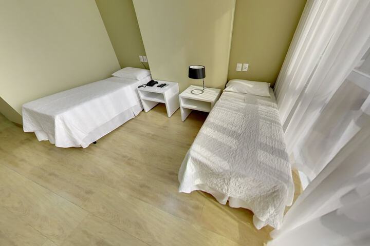 Room 18 of 60