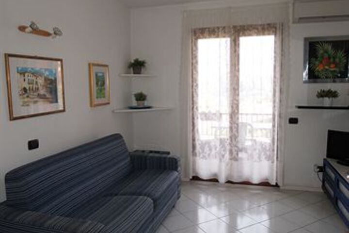 Room 35 of 50