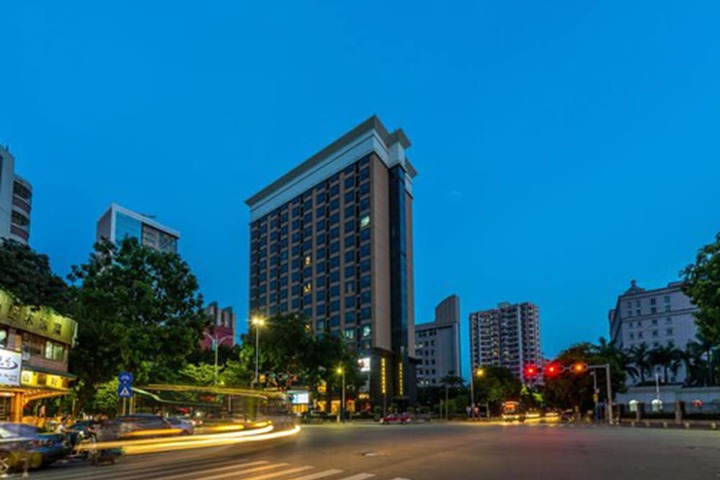 Hotel 67 of 71