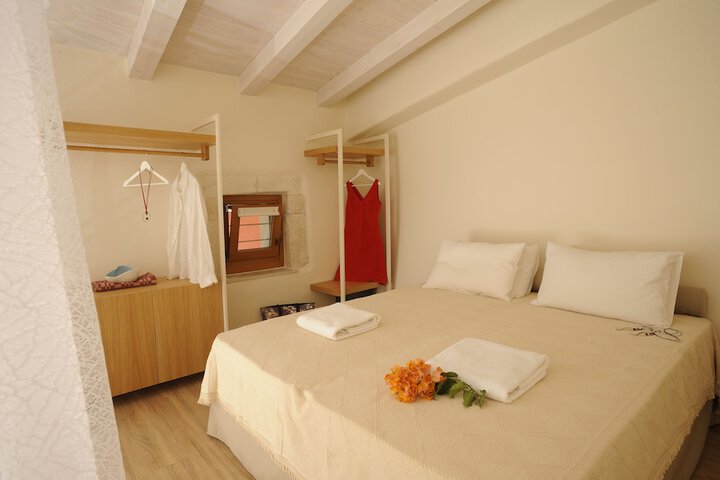 Room 14 of 46