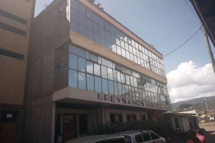 Grey Sands Hotel