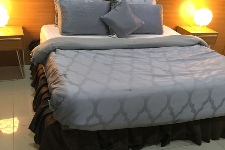 Room 5 of 23