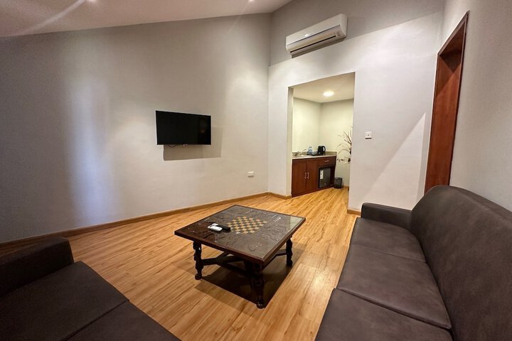 Room 18 of 49