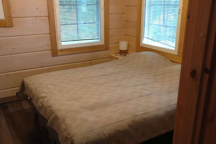 Room 3 of 63