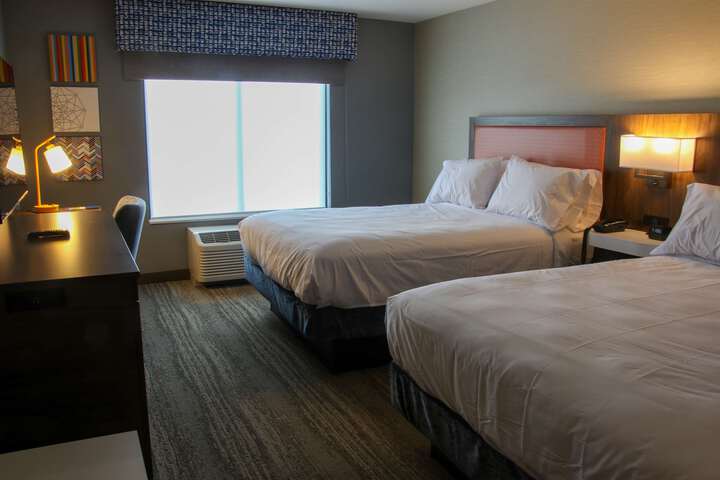 Room 82 of 204