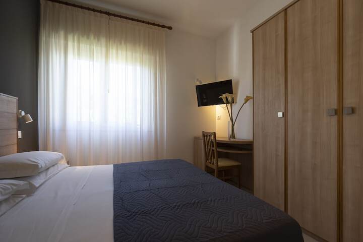 Room 37 of 115
