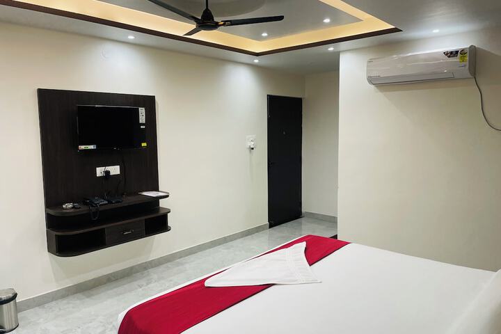 Room 20 of 49