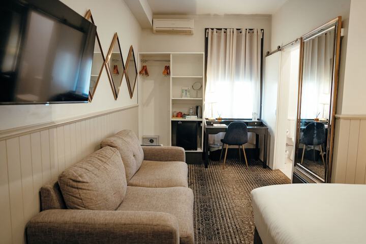 Room 59 of 108