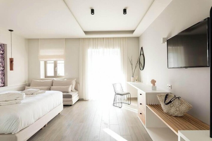 Room 5 of 45