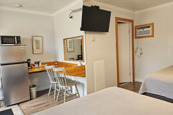 Room 14 of 25