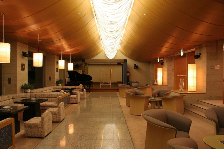 Lobby Entry
