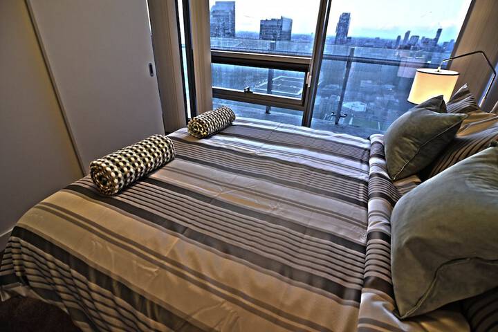 Room 4 of 30
