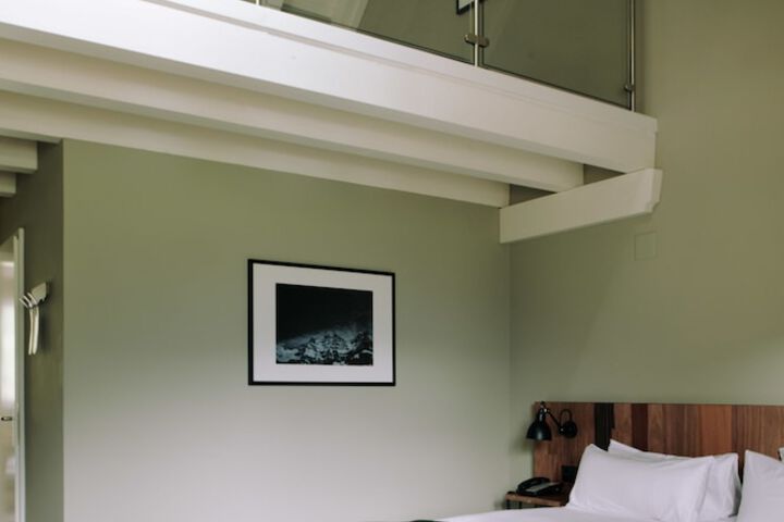 Room 10 of 89