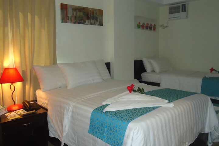 Room 7 of 152