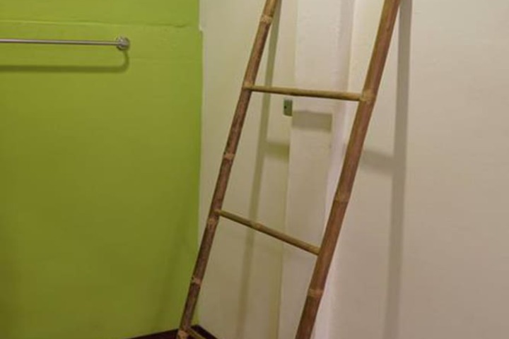 Room 21 of 36