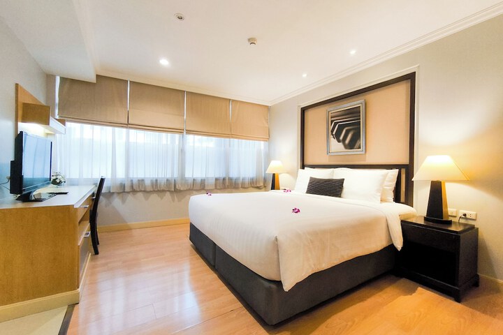 Room 26 of 60