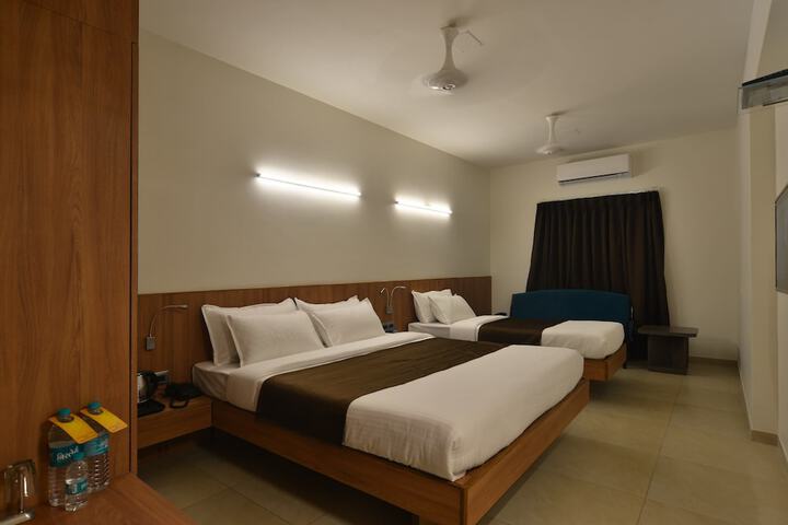 Room 18 of 54