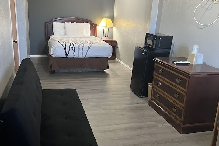 Room 5 of 30