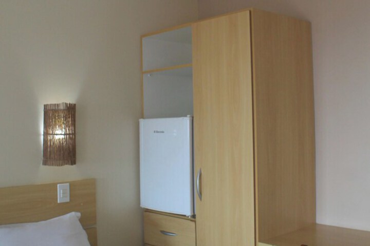 Room 12 of 88