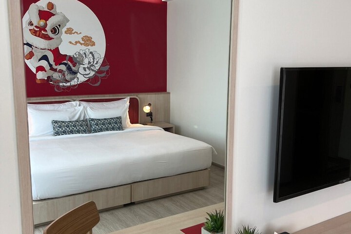 Room 7 of 190