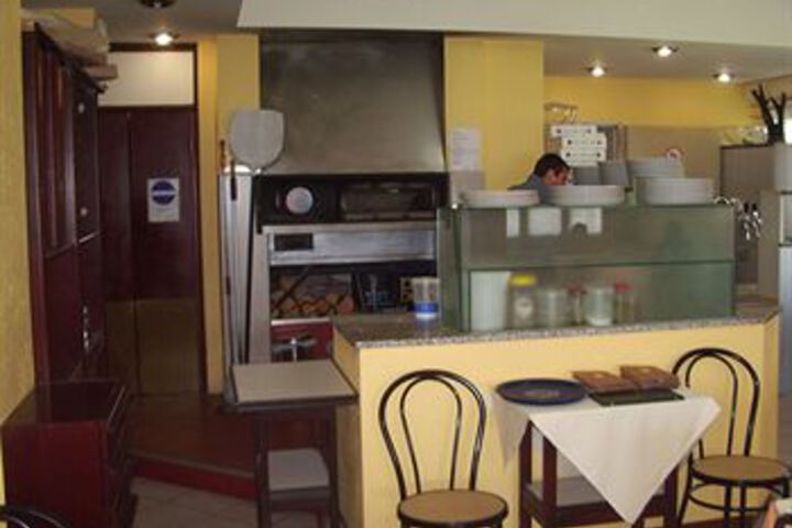 Dining 13 of 23