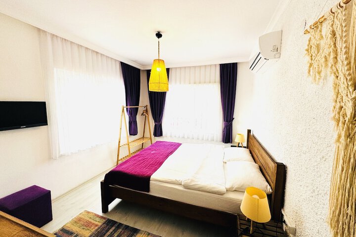 Room 36 of 73