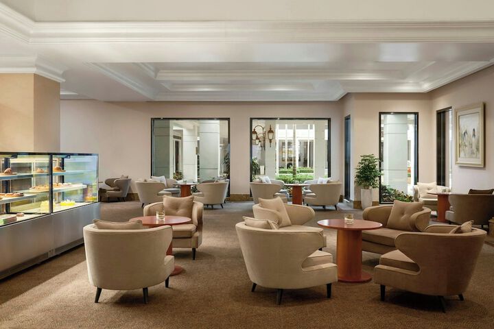 Guest Lobby