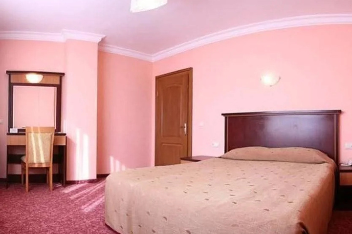 guest_rooms