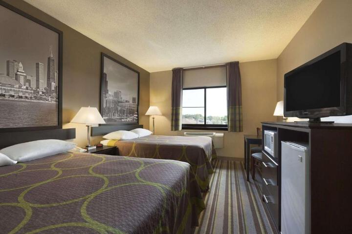 2 Double Beds (5 of 11)