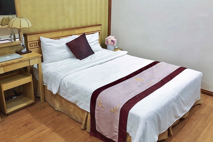 Room 19 of 60