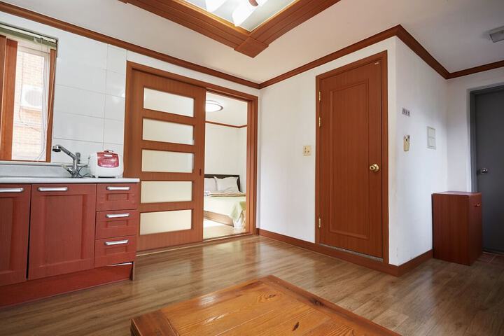 Room 34 of 82