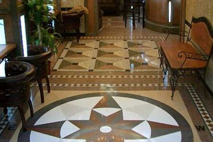 Ballroom/Hall 38 of 41