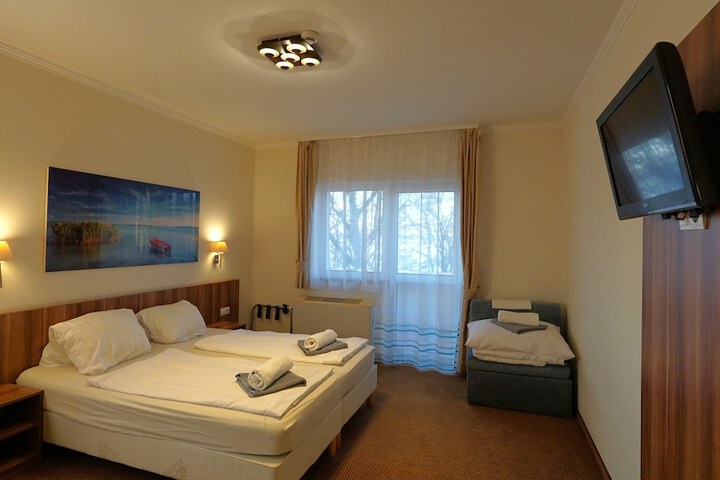 Room 7 of 88