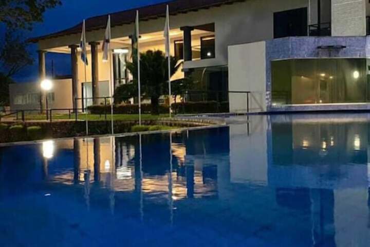 Pool 10 of 13