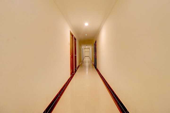 Hotel Interior 3 of 26