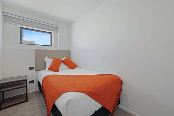Room 12 of 30
