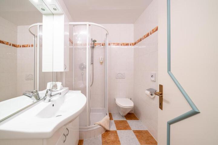 General 41 of 54