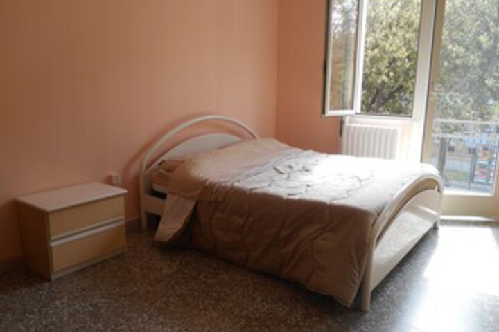 Room 22 of 30