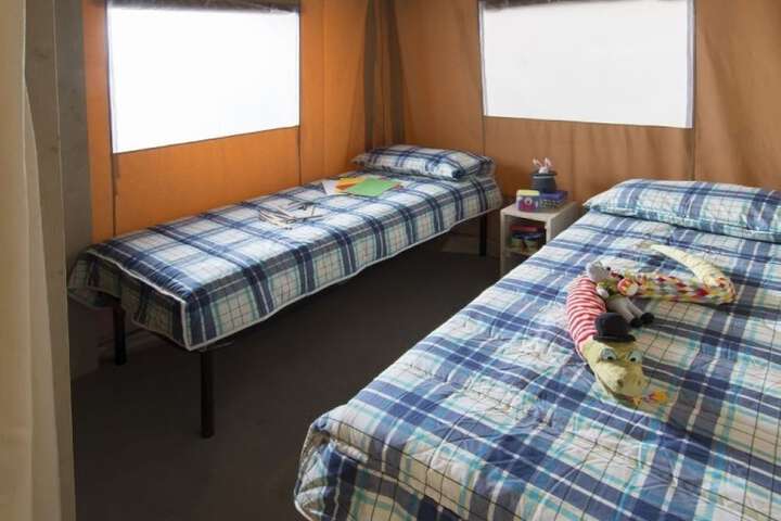 Room 10 of 91