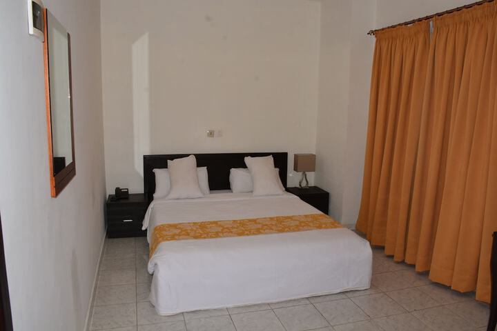 Room 5 of 39