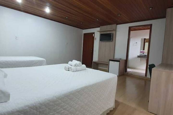 Room 12 of 32