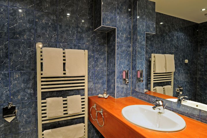 Bathroom Interior Photo