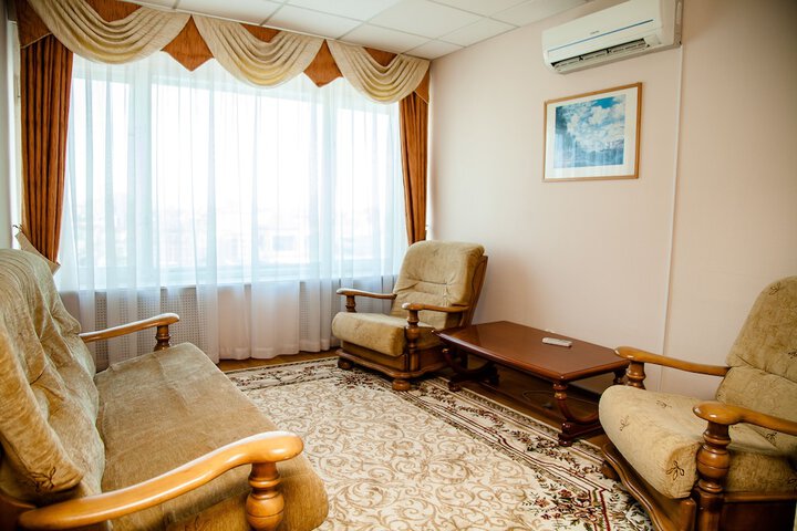 Room 34 of 59