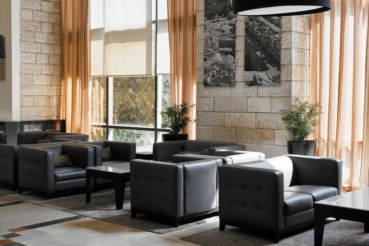 Guest Lobby