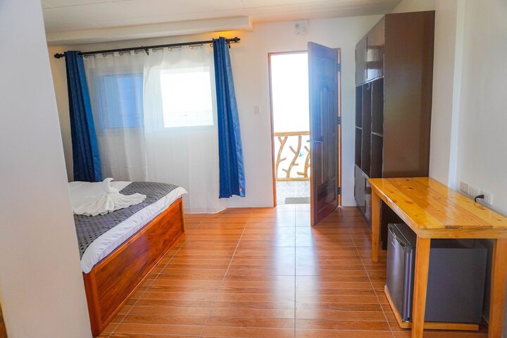 Room 7 of 42